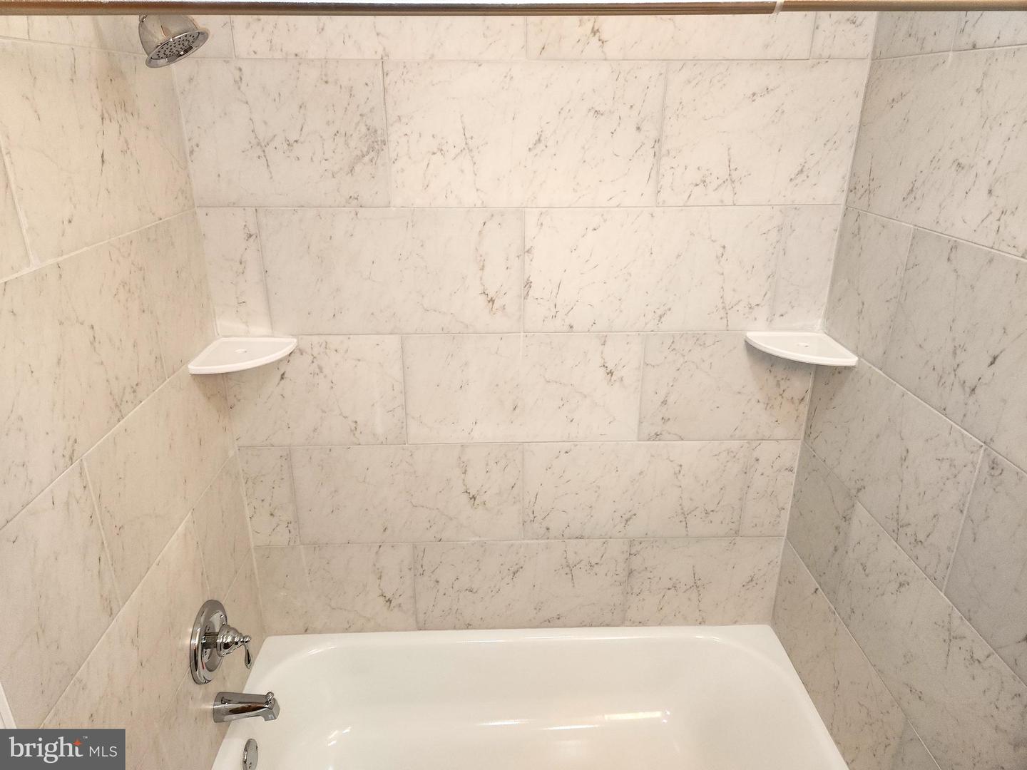 5 Laurel Brook Dr #5 Property Photo 8