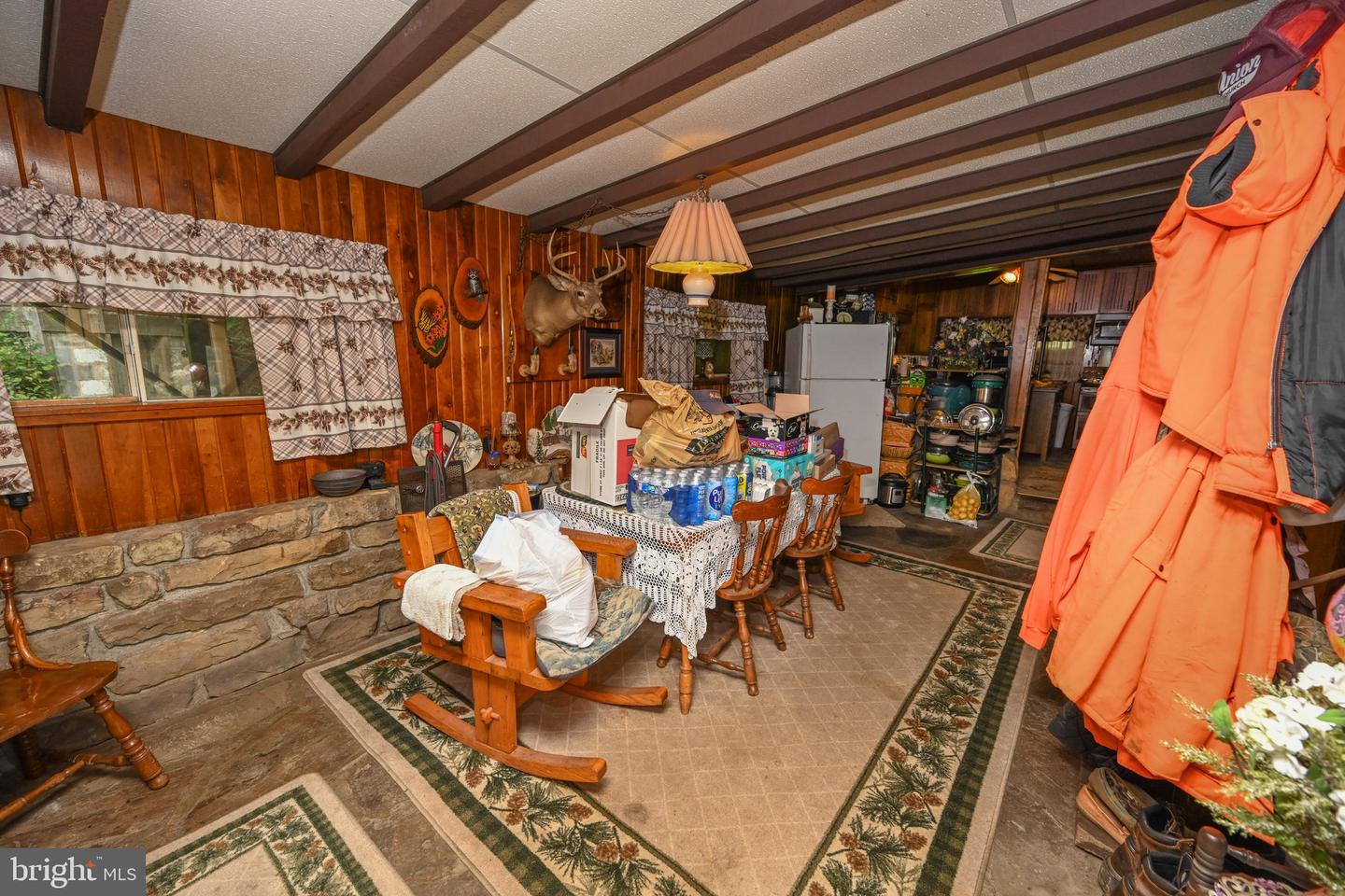 2527 Pigs Ear Rd Property Photo 13