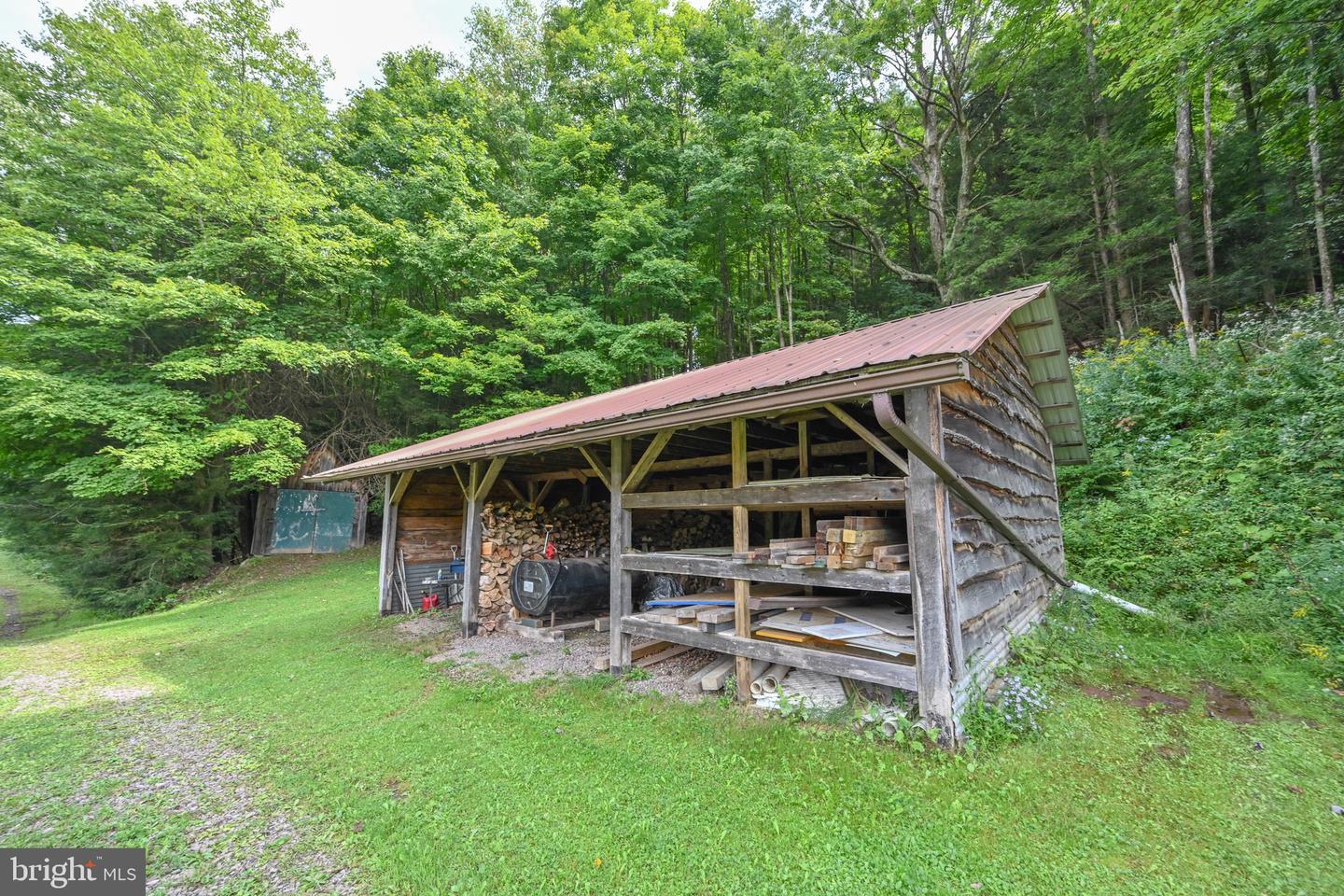 2527 Pigs Ear Rd Property Photo 67
