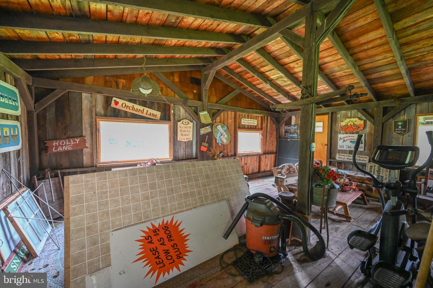 2527 Pigs Ear Rd Property Photo 69