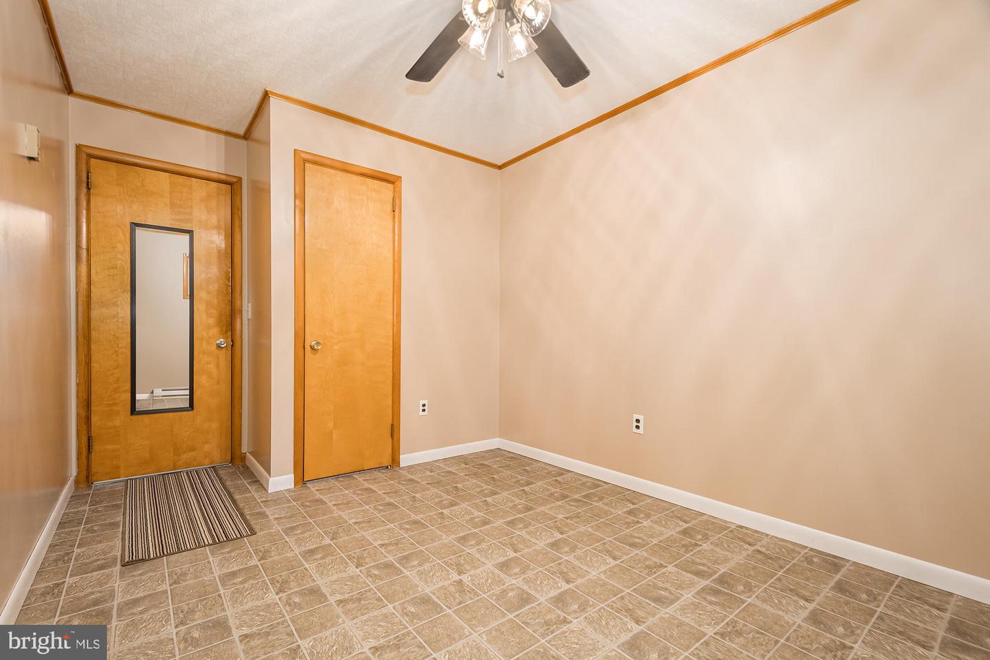 117 Walnut St Property Photo 24