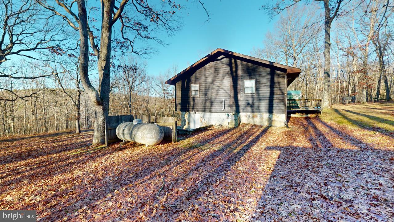 202 Deerfield Dr Property Photo 12