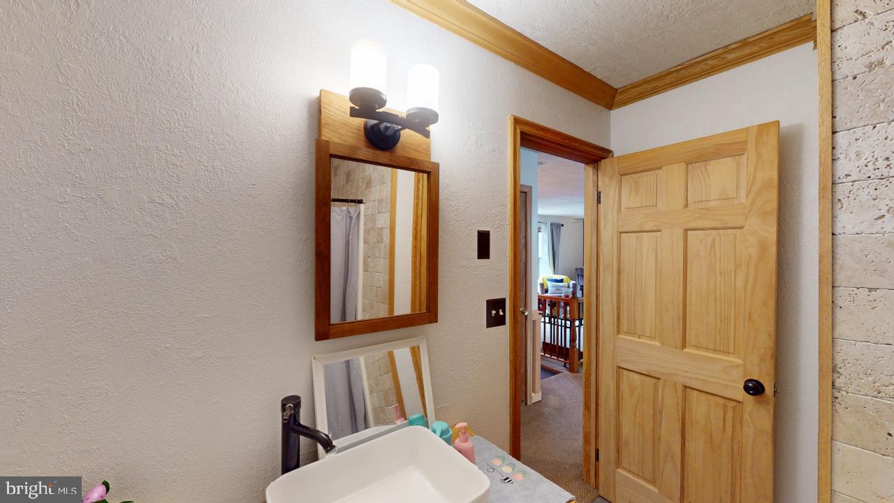 202 Deerfield Dr Property Photo 28