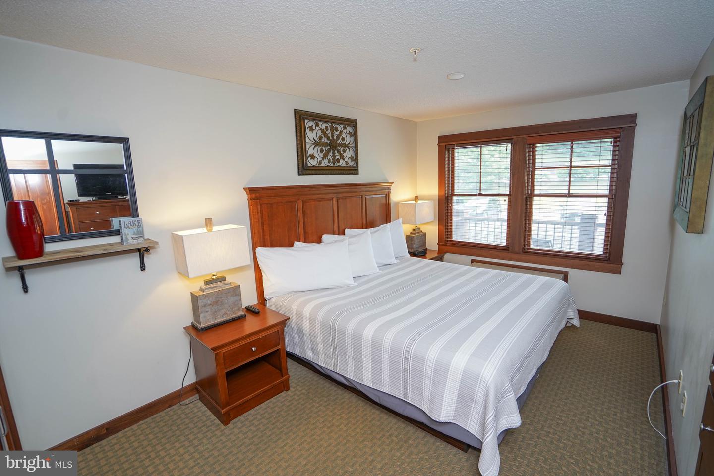565 Glendale Rd #212a Property Photo 11