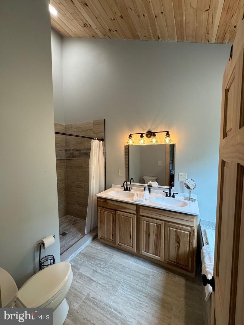 550 Fern Loop Property Photo 20