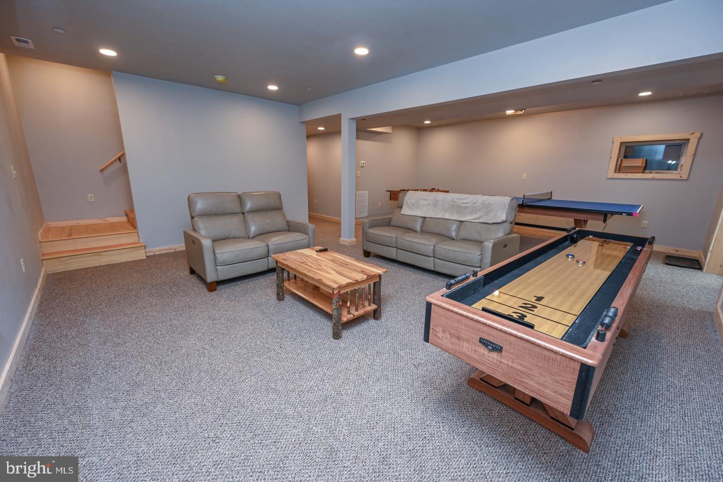 550 Fern Loop Property Photo 32