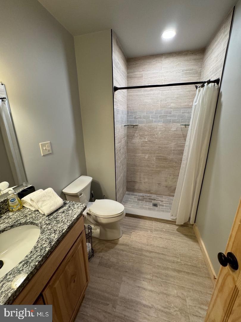 550 Fern Loop Property Photo 35
