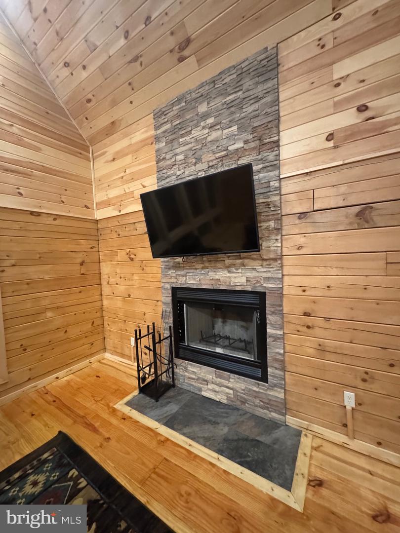 550 Fern Loop Property Photo 62