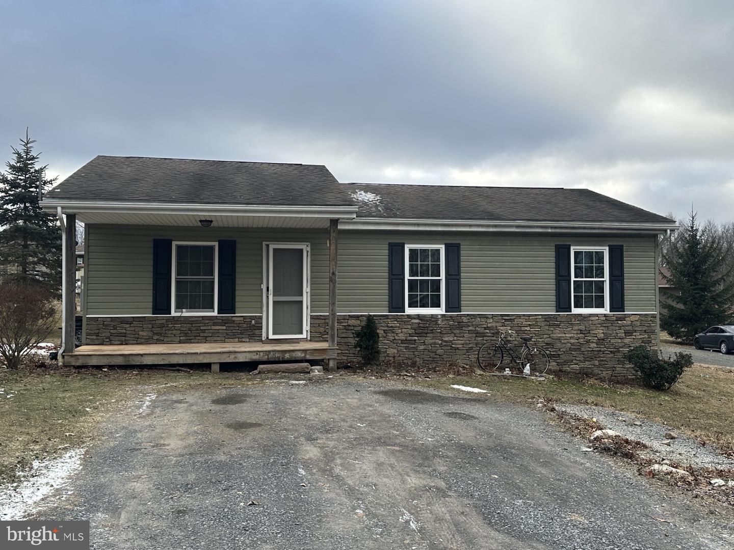 31 Mount Airy Ct Property Photo