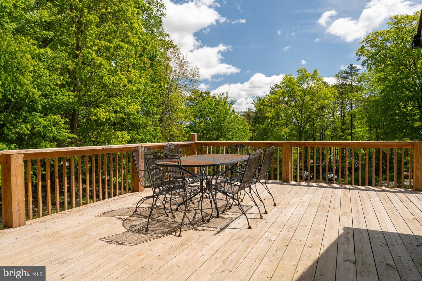 127 Paradise Hts Property Photo 6