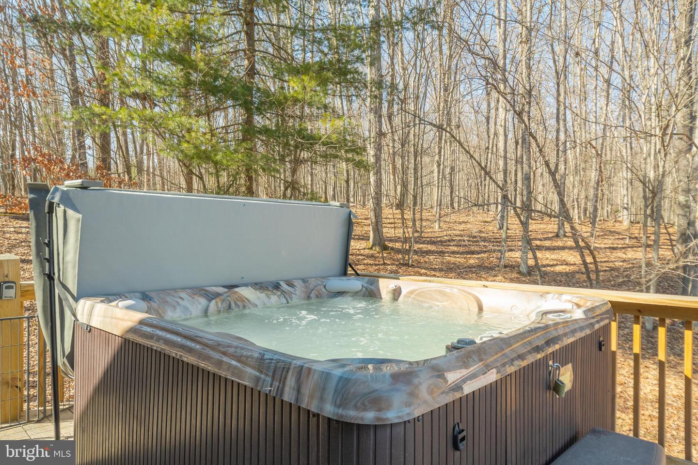 127 Paradise Hts Property Photo 10