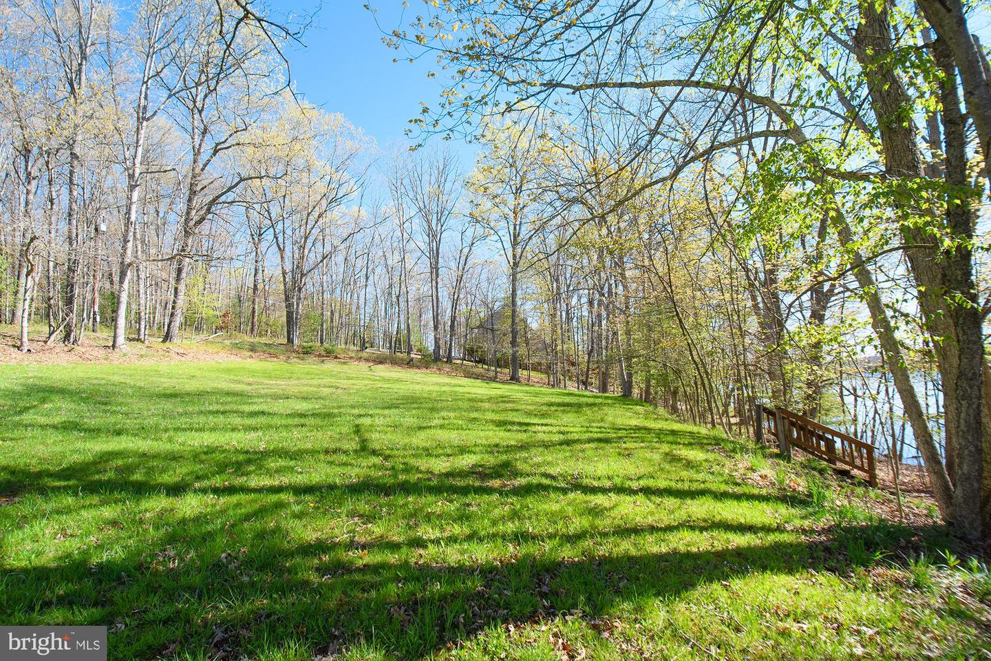 127 Paradise Hts Property Photo 12