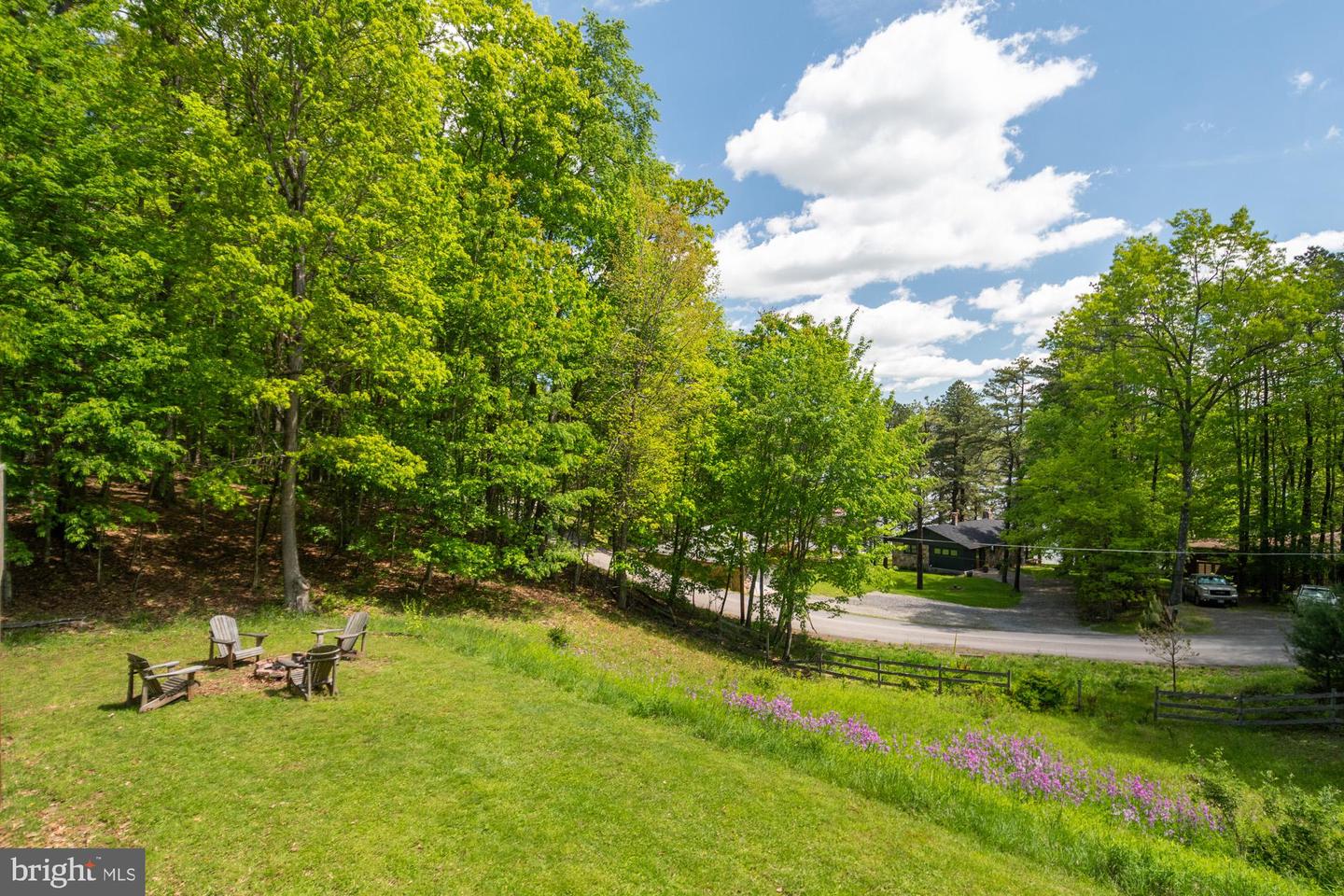 127 Paradise Hts Property Photo 23