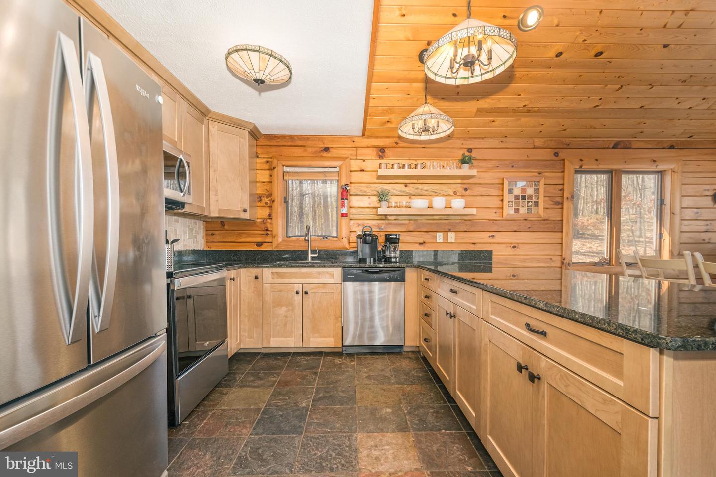 127 Paradise Hts Property Photo 29