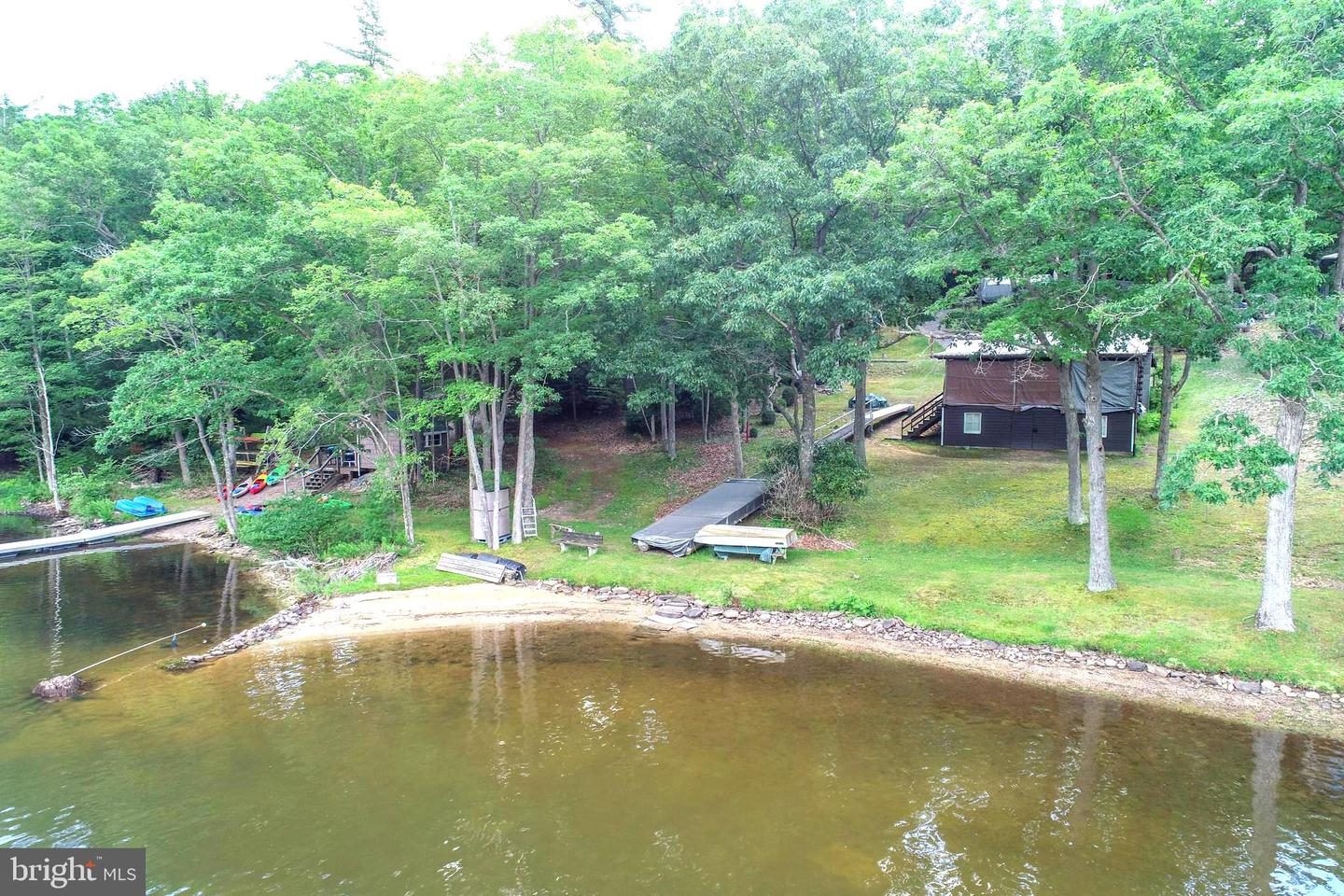 179 Laurel Ln Property Photo 1