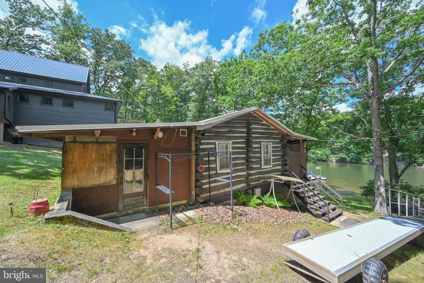 179 Laurel Ln Property Photo 12