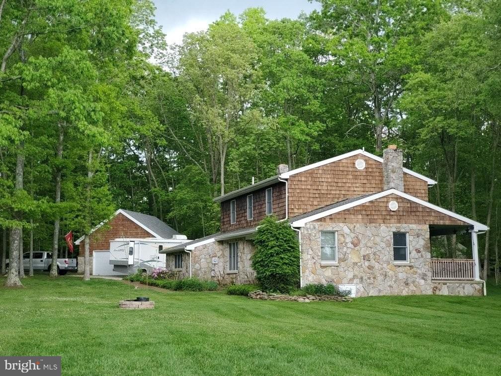 609 Southern Pines Dr Property Photo