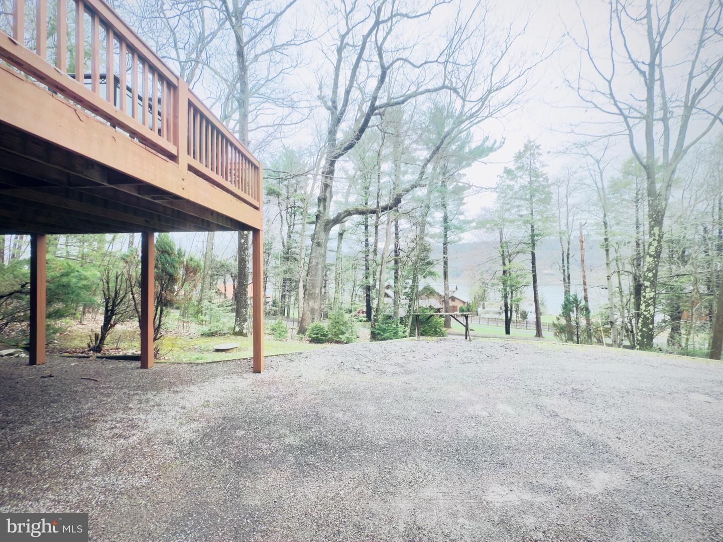 499 Rock Lodge Rd Property Photo 3