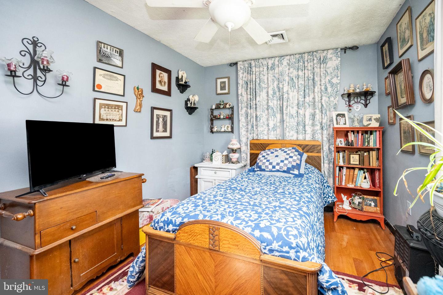2205 Glendale Property Photo 12