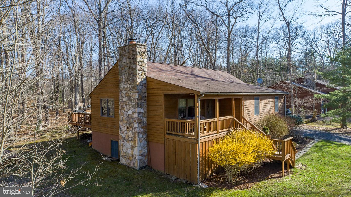 2467 Glendale Rd Property Photo 1