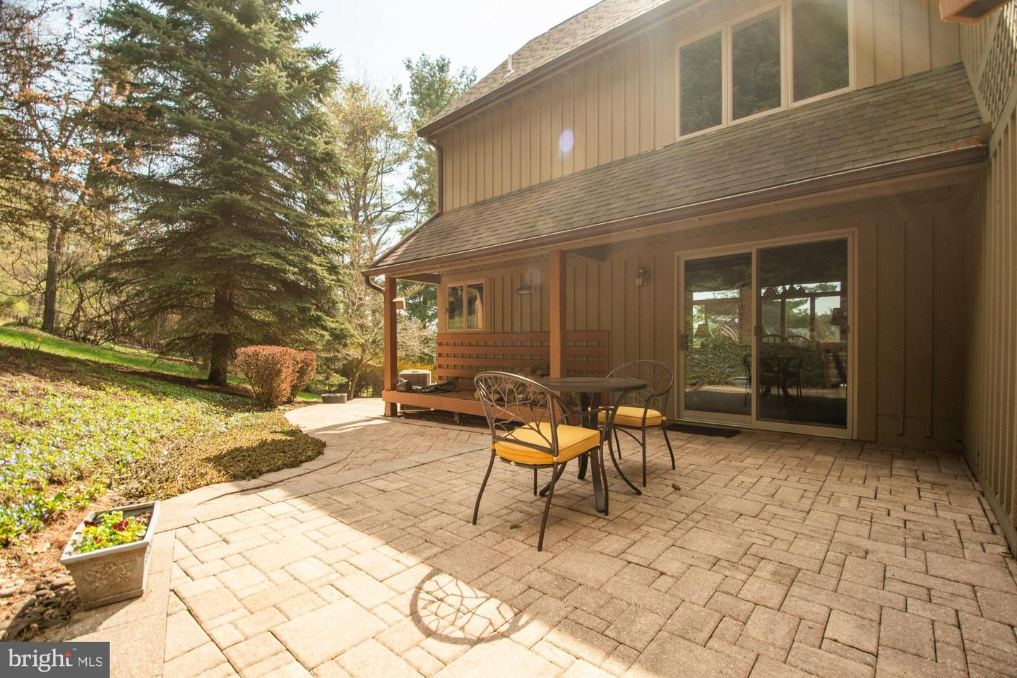 59 Glenview Rd Property Photo 9