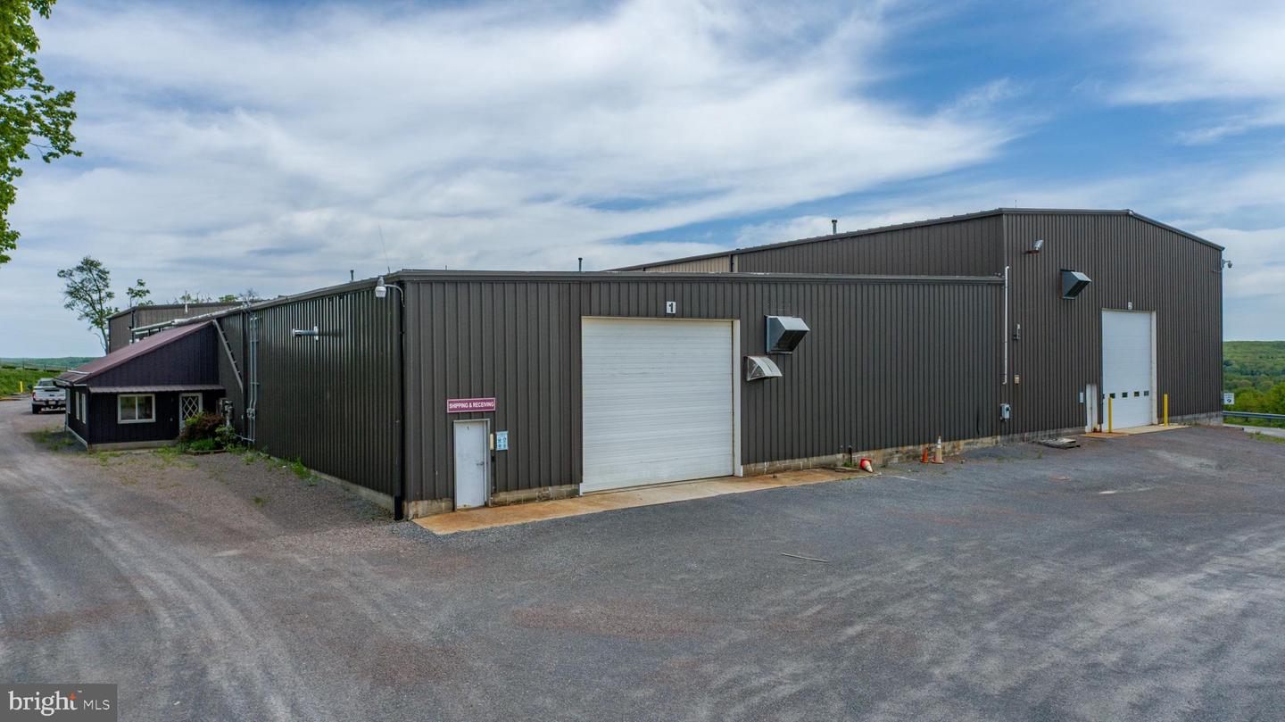 12072 Bittinger Rd Property Photo 16