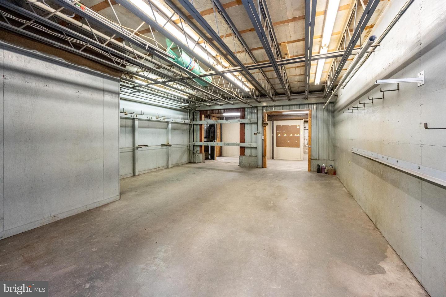 12072 Bittinger Rd Property Photo 95