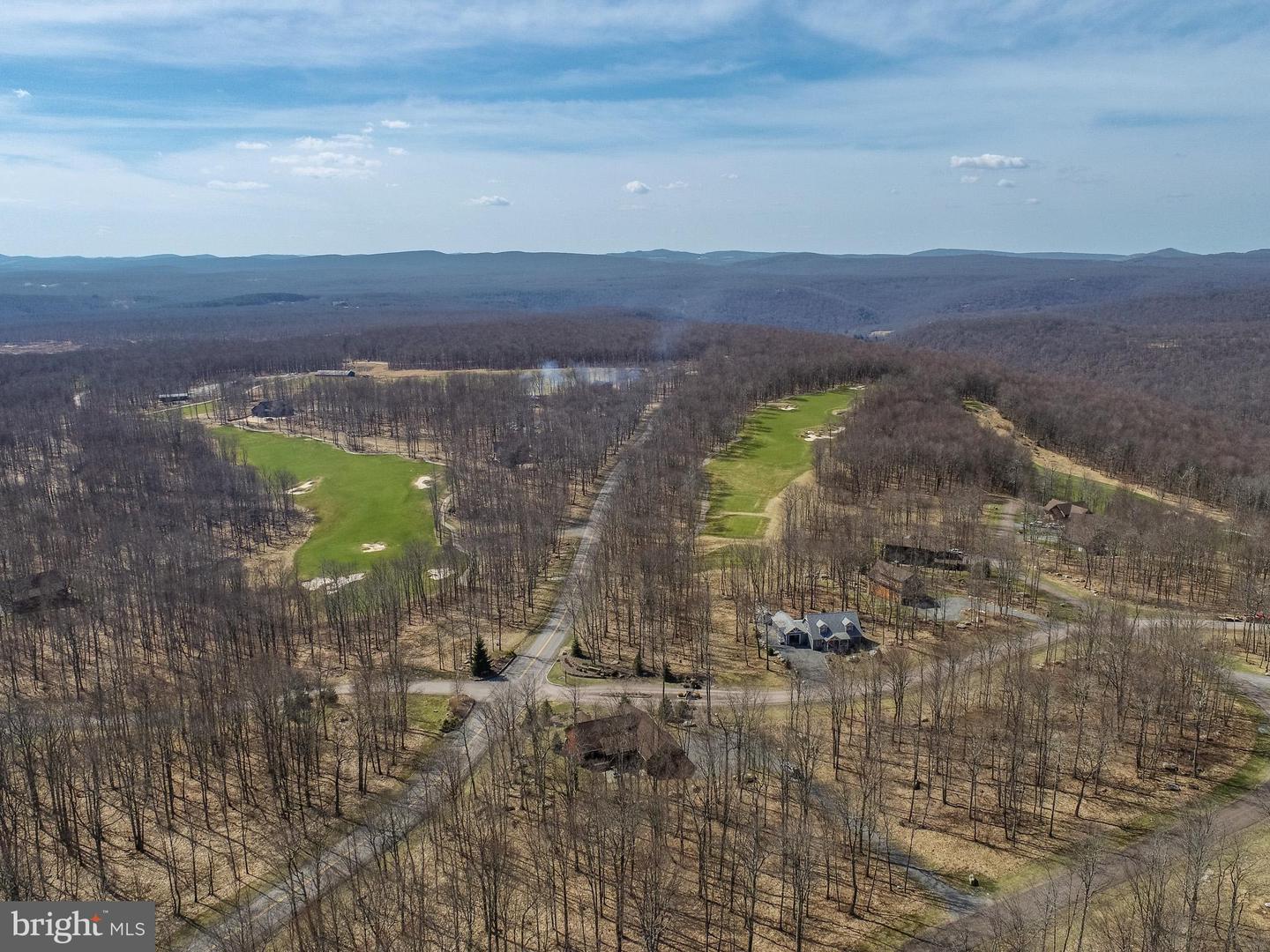 137 Biltmore Vw Property Photo 5