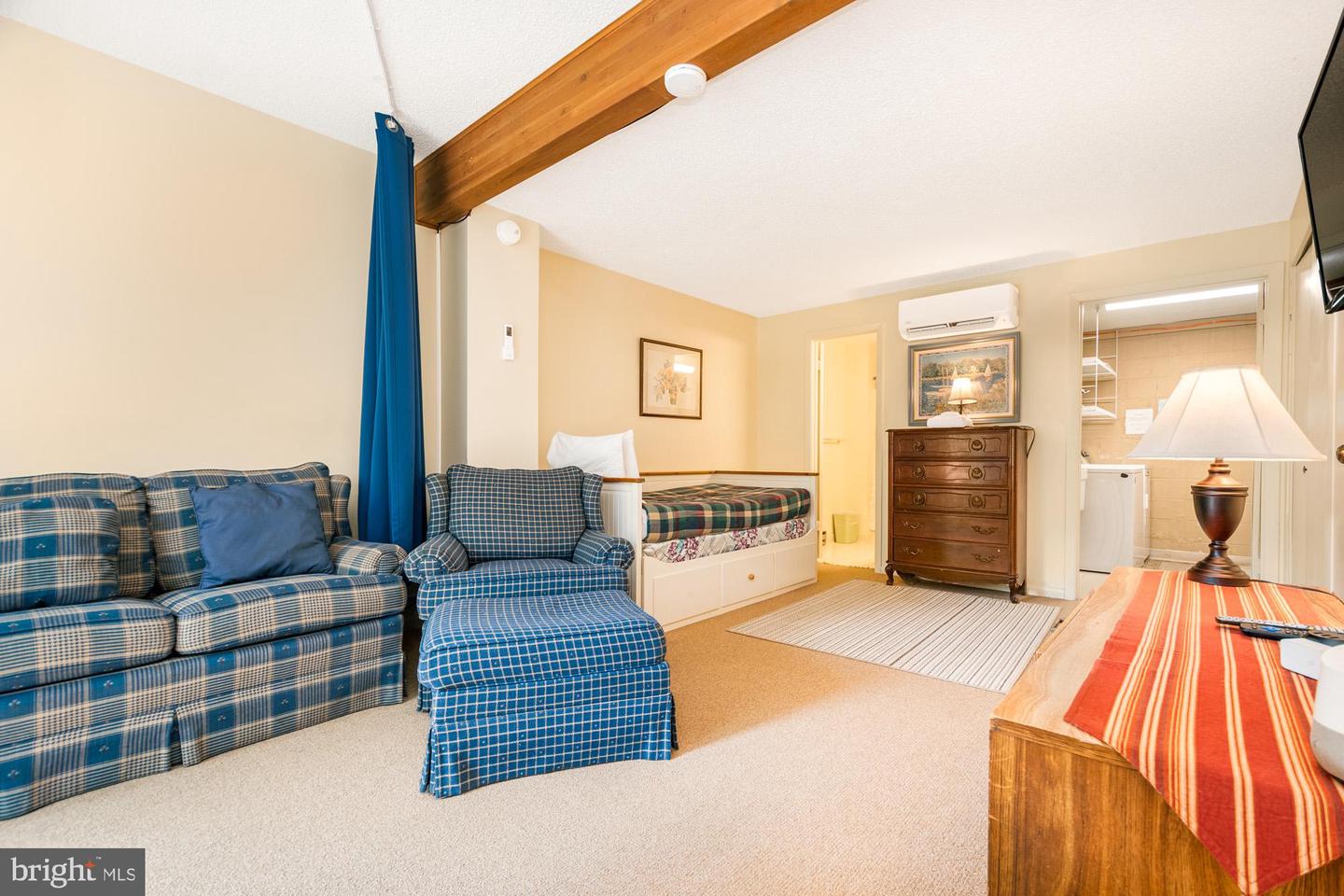 18 Winding Way #18d Property Photo 20