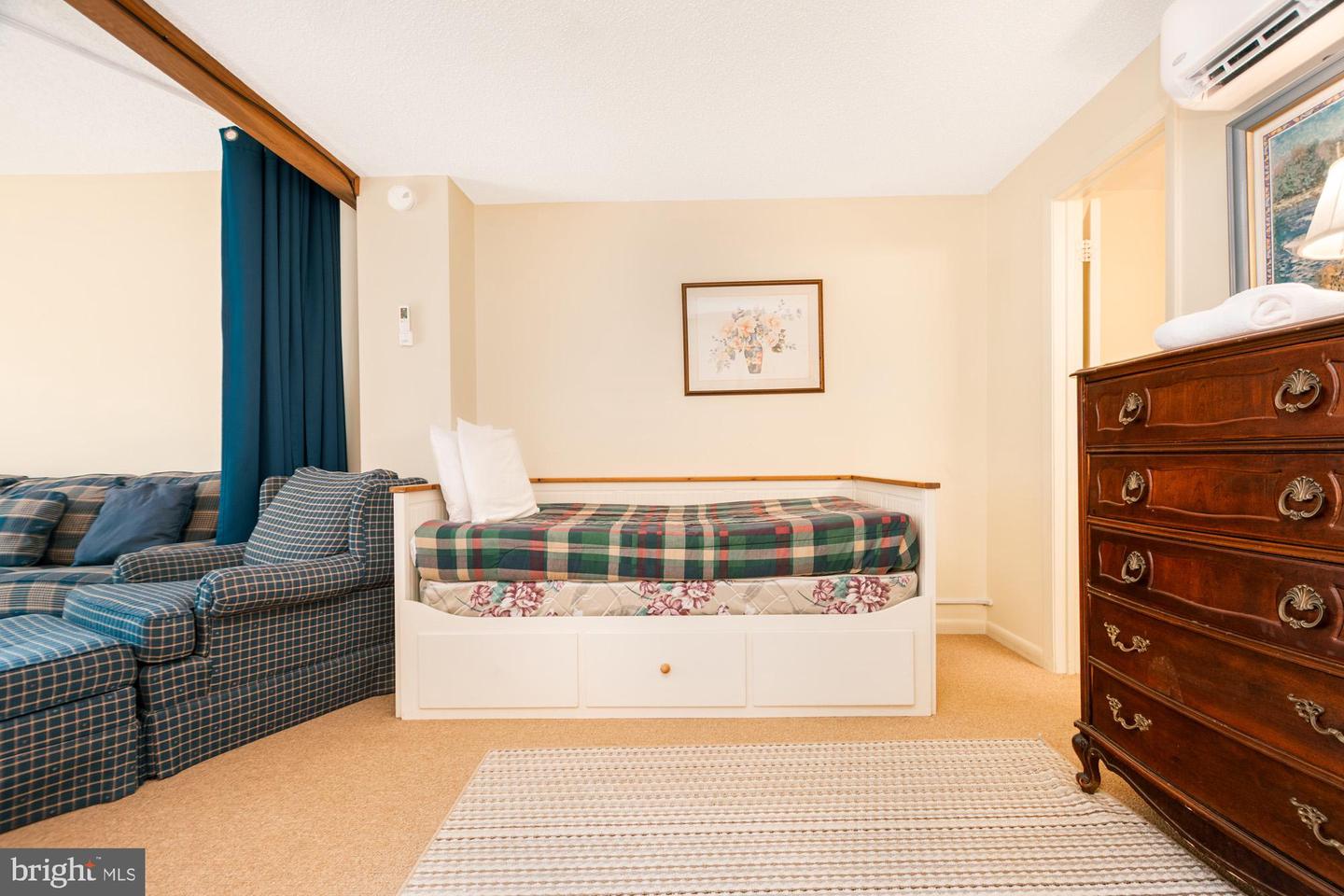 18 Winding Way #18d Property Photo 24