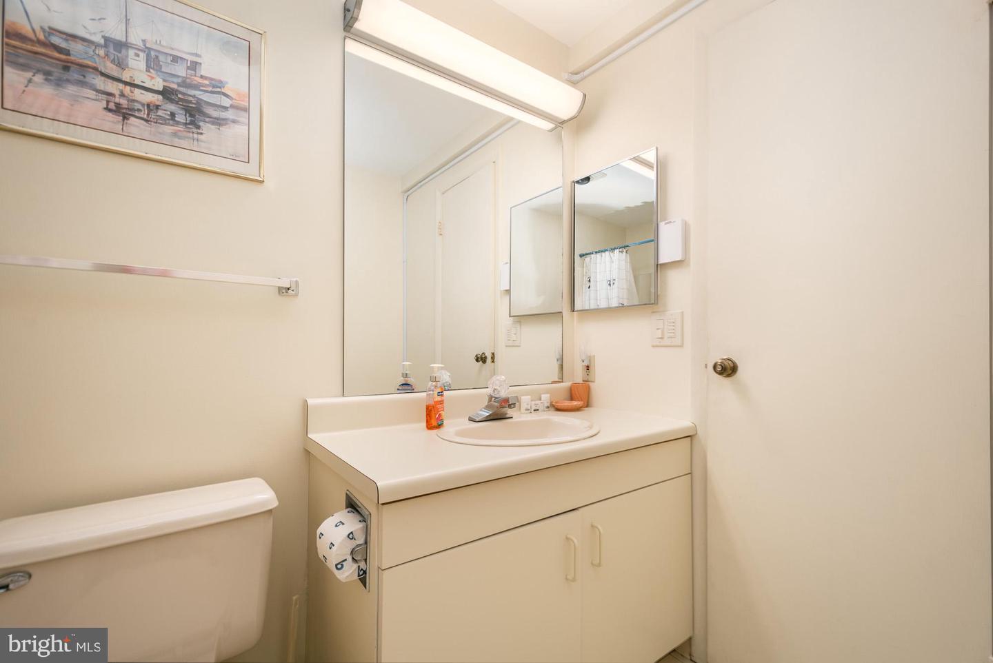 18 Winding Way #18d Property Photo 28