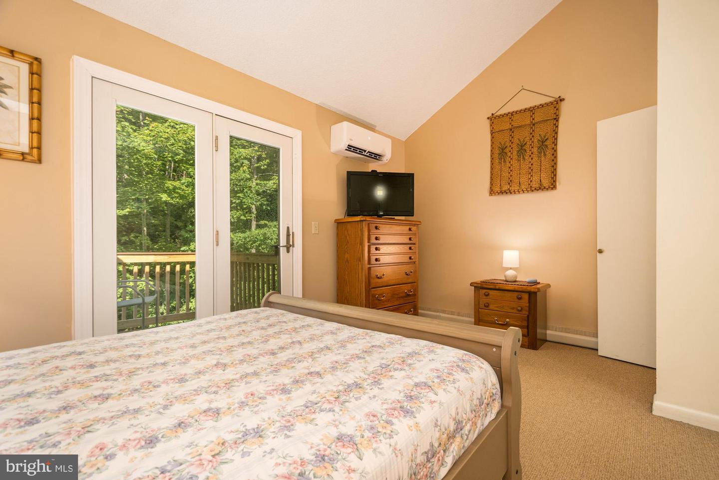 18 Winding Way #18d Property Photo 36