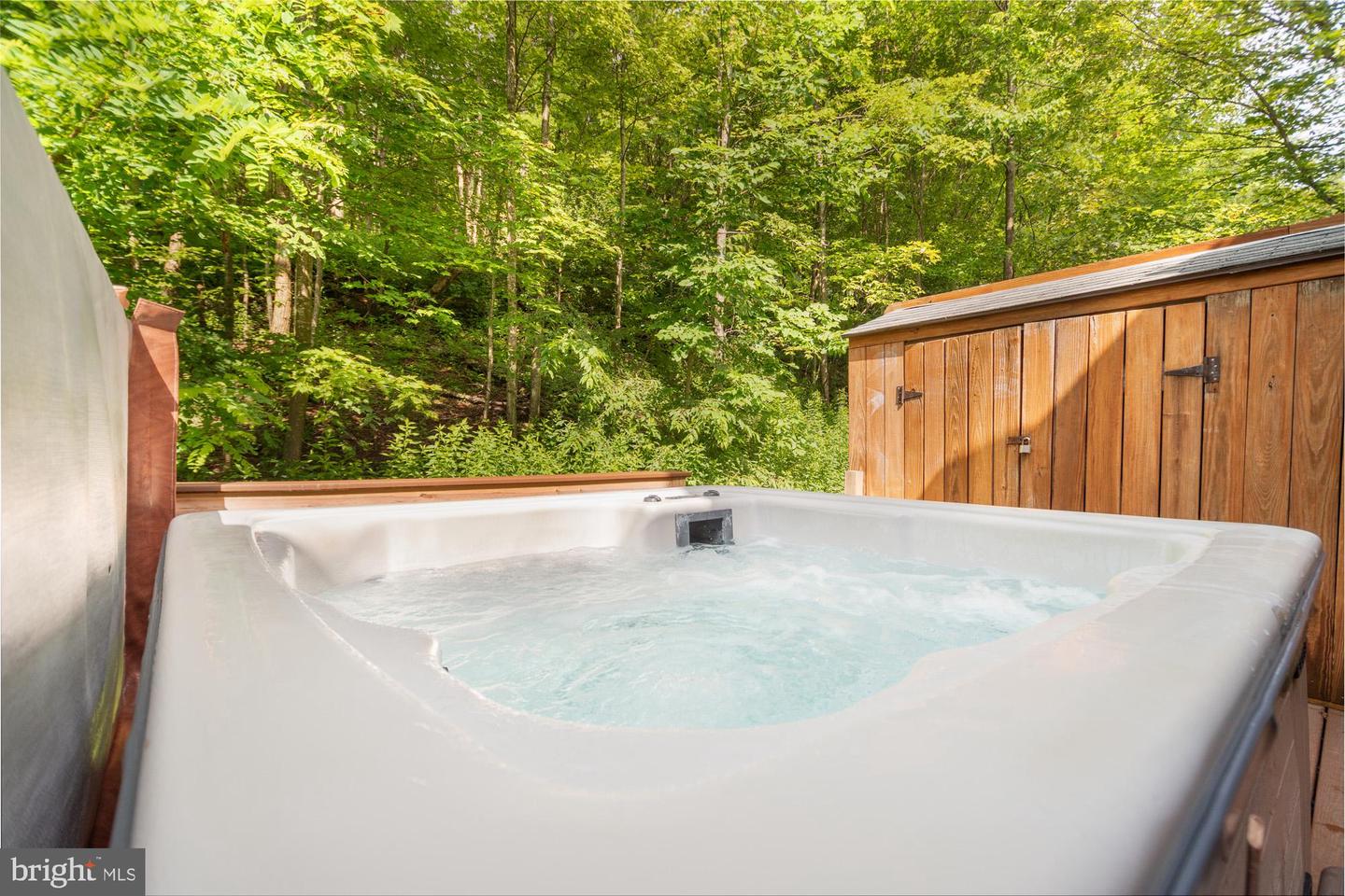 18 Winding Way #18d Property Photo 39