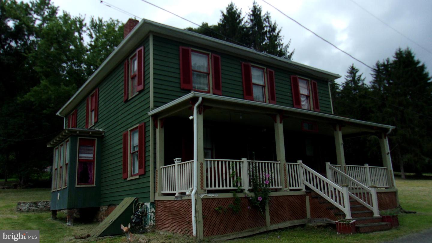 108 Knight St Property Photo 2