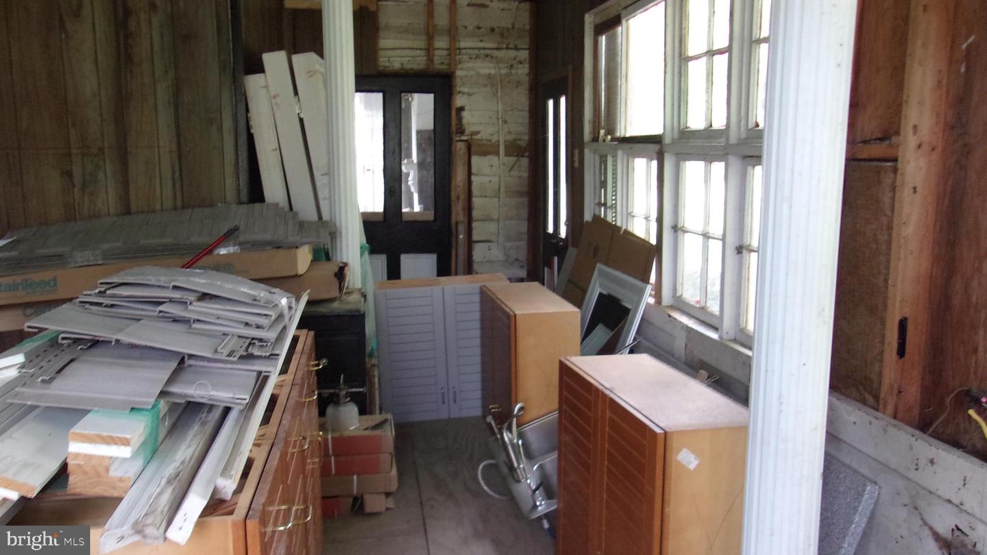 108 Knight St Property Photo 11