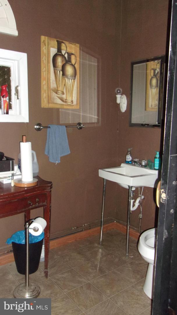 108 Knight St Property Photo 19