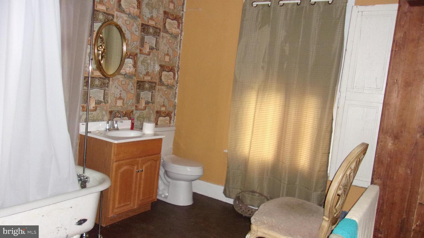 108 Knight St Property Photo 25