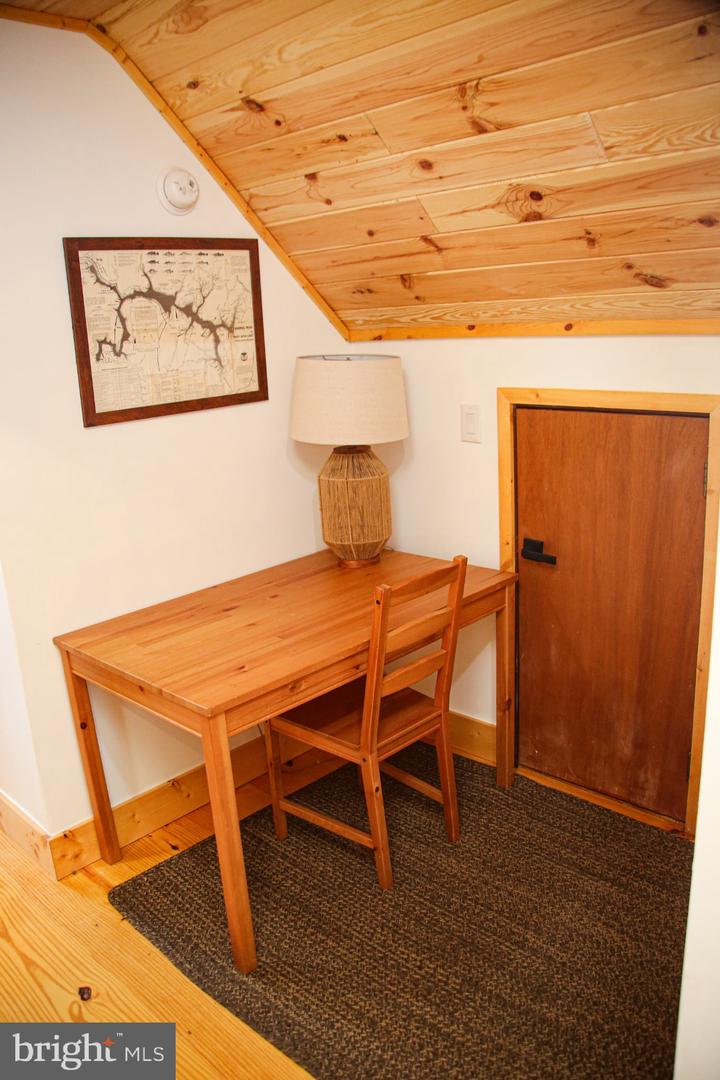 120 Rock Lodge Rd Property Photo 13
