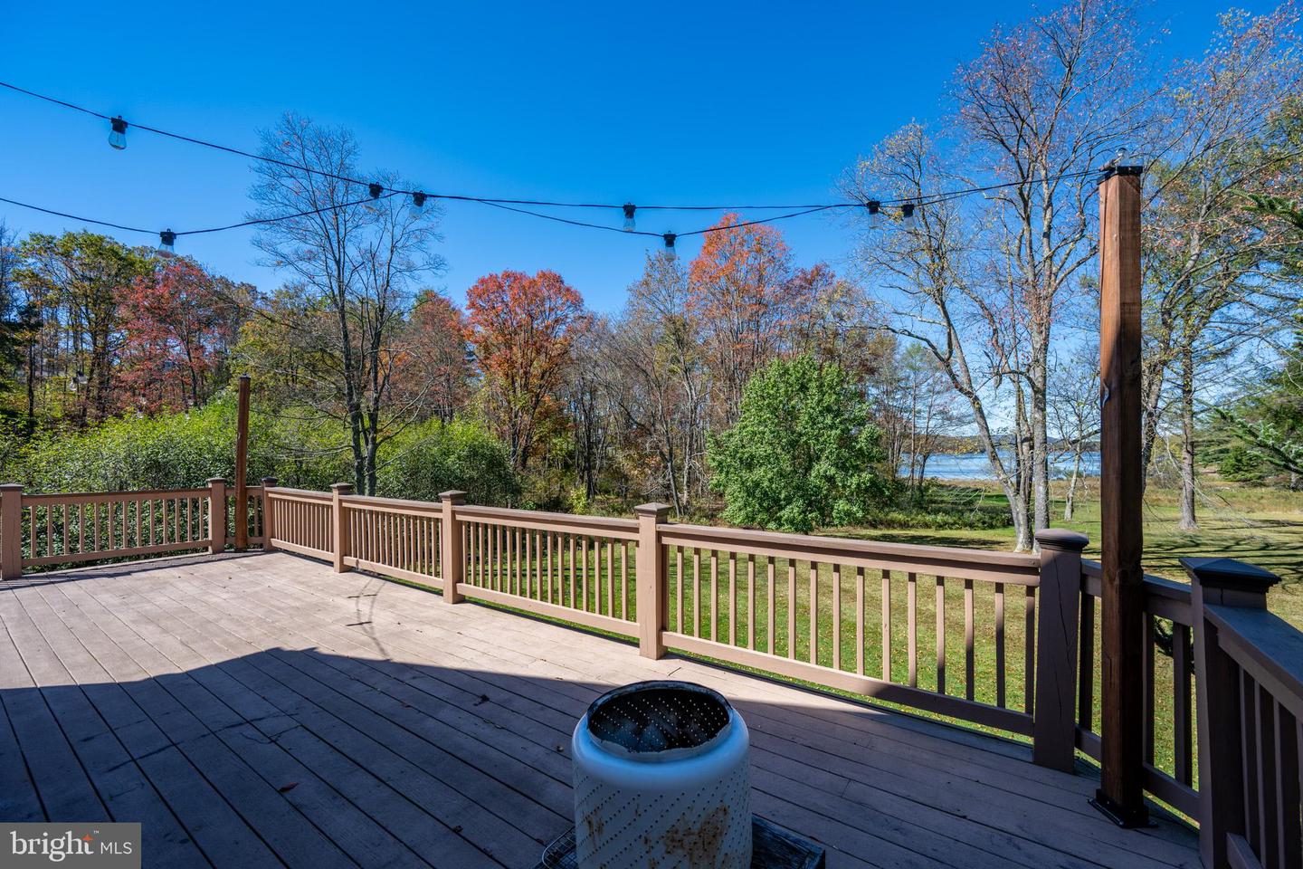 32 Hazelhurst Ln Property Photo 11