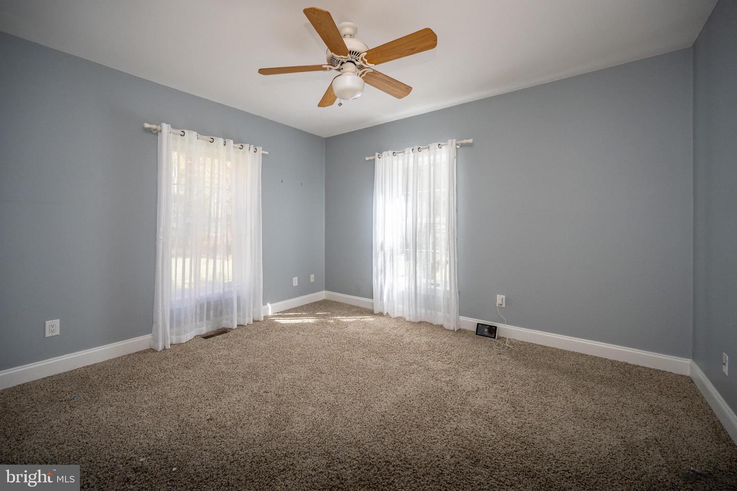 32 Hazelhurst Ln Property Photo 32