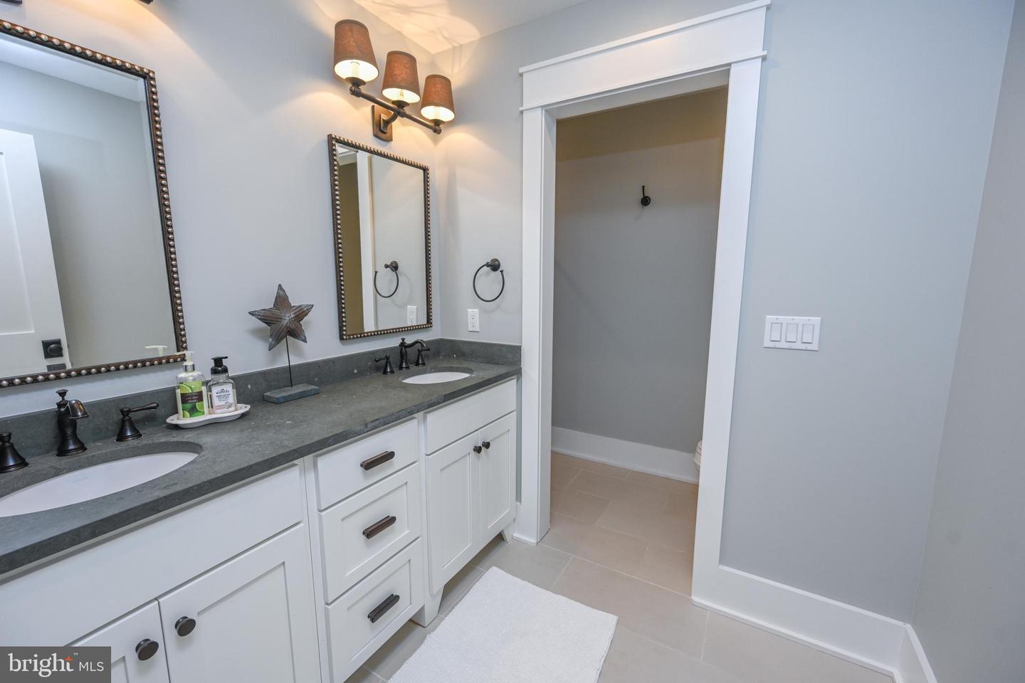 47 Holy Cross Property Photo 45