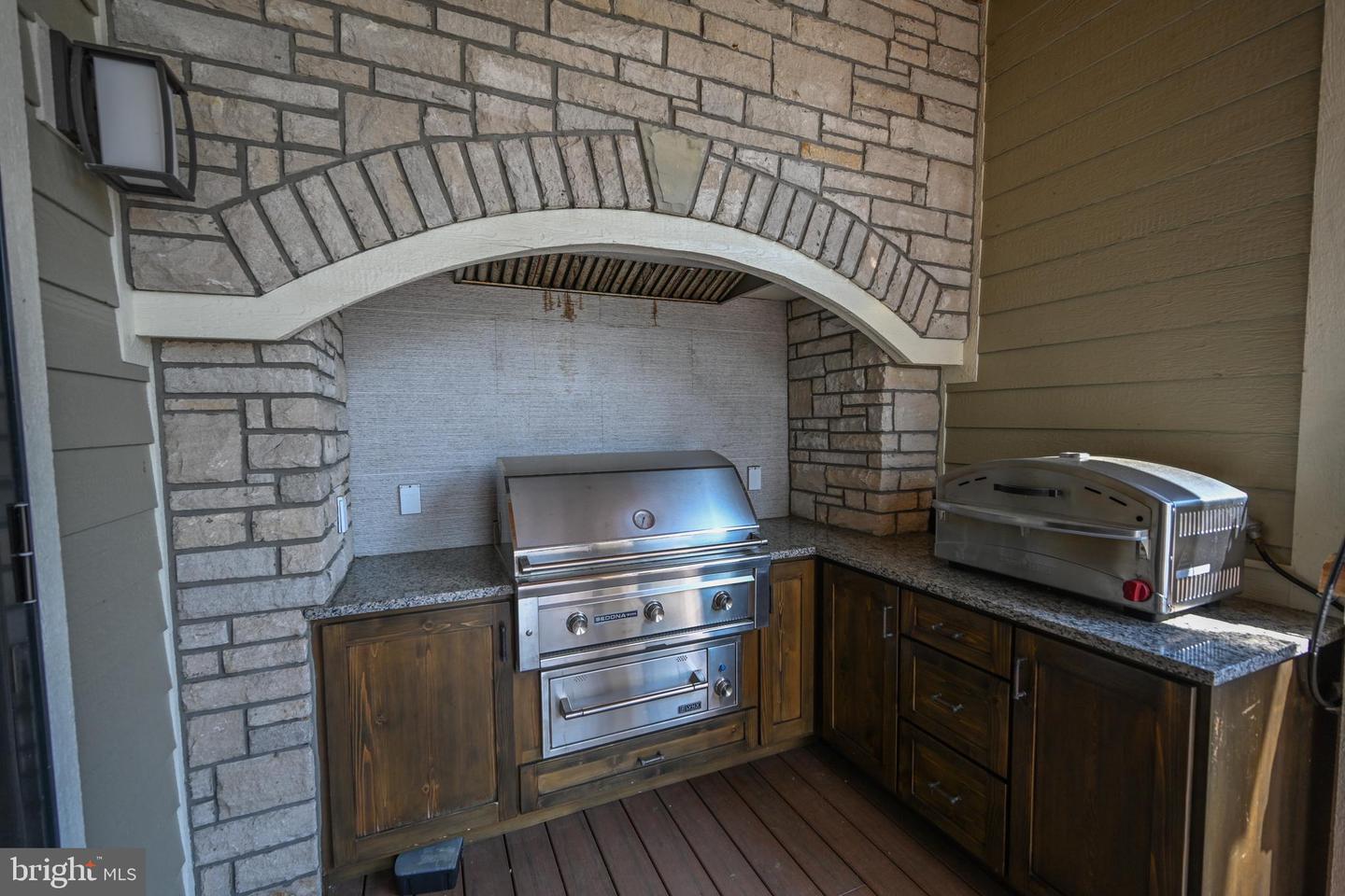 47 Holy Cross Property Photo 81