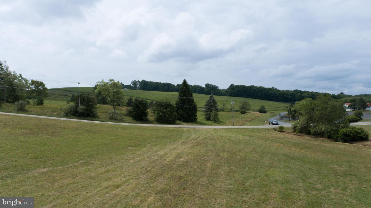 Memorial Dr Property Photo 26