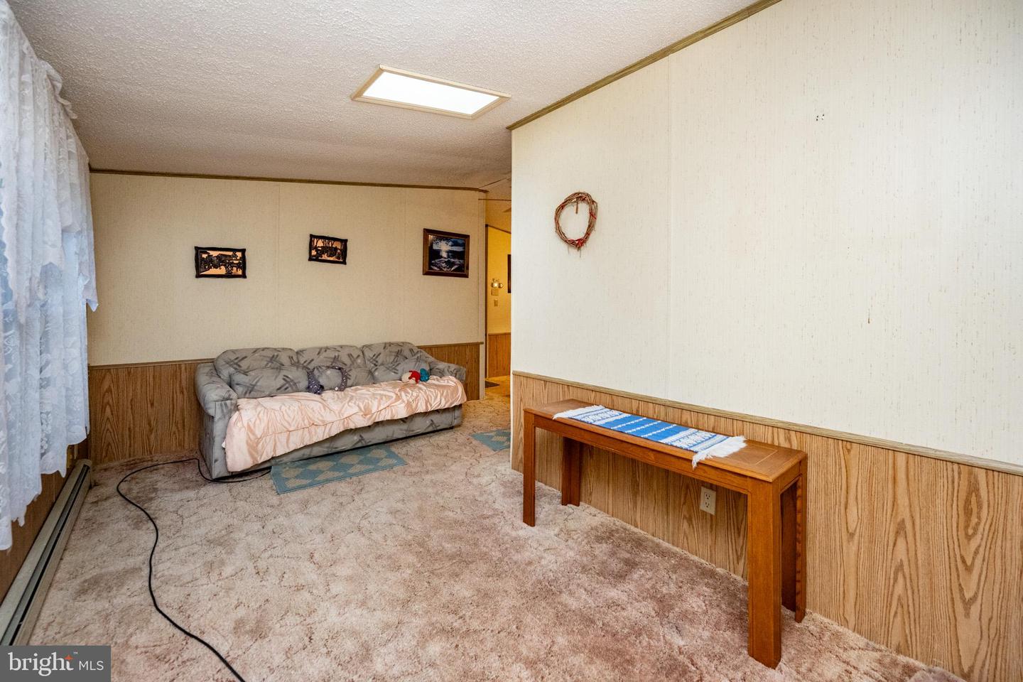 210 Lakeview Dr Property Photo 5