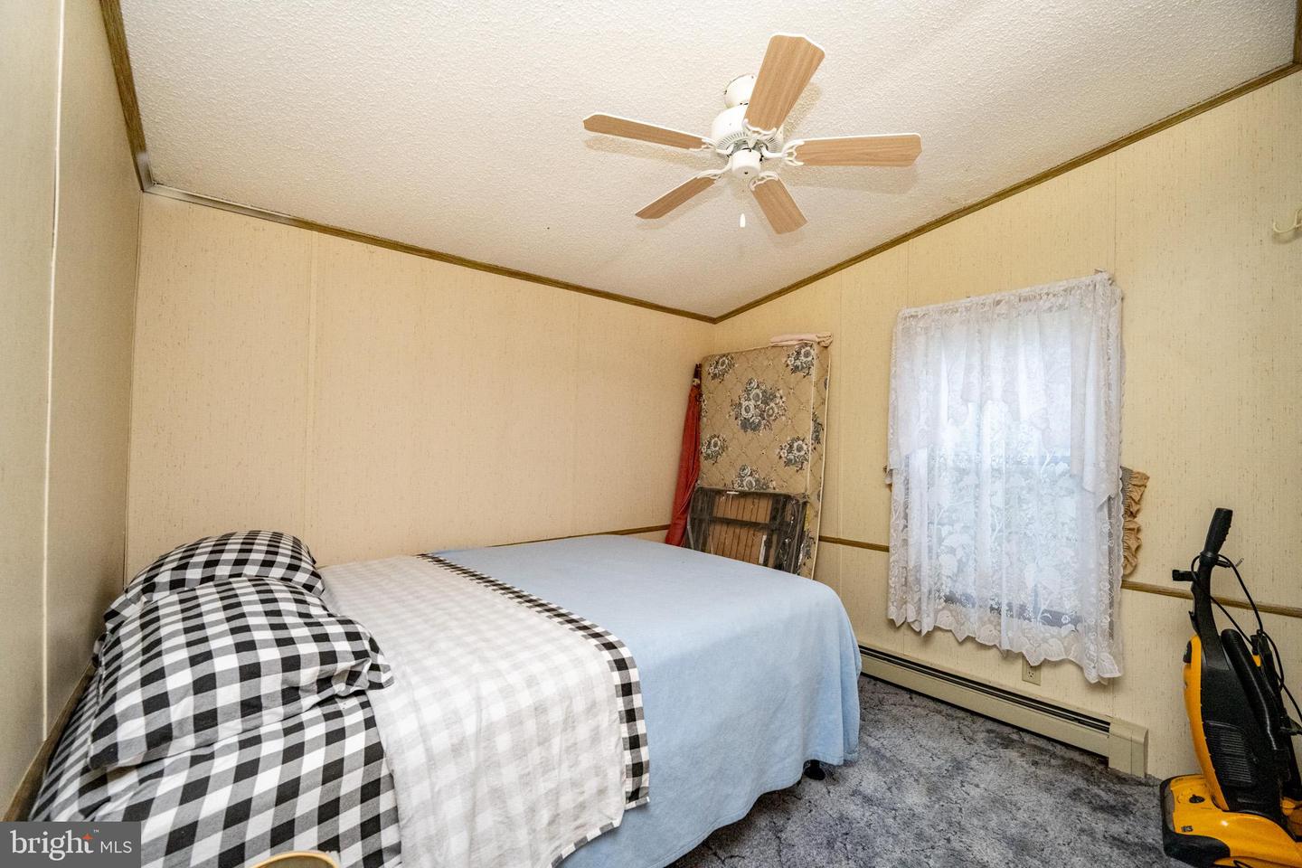 210 Lakeview Dr Property Photo 22