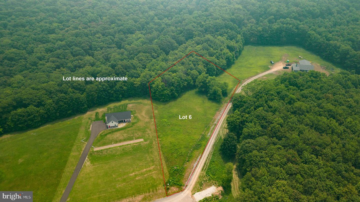 6 Freedom Rdg Property Photo 3