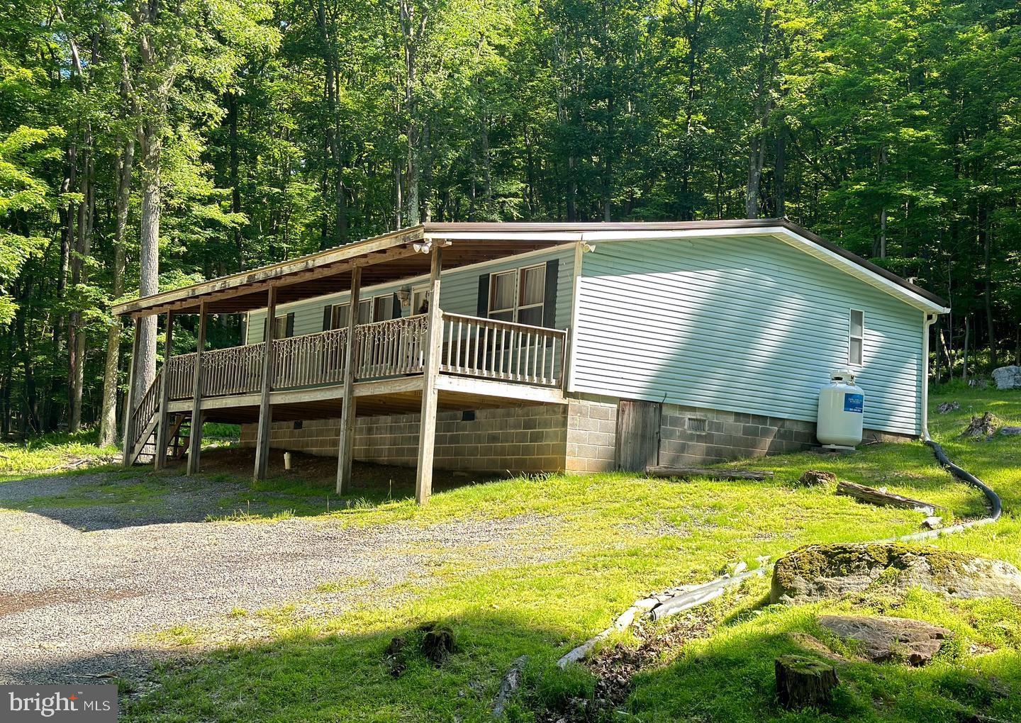 98 Bear Run Rd Property Photo 2