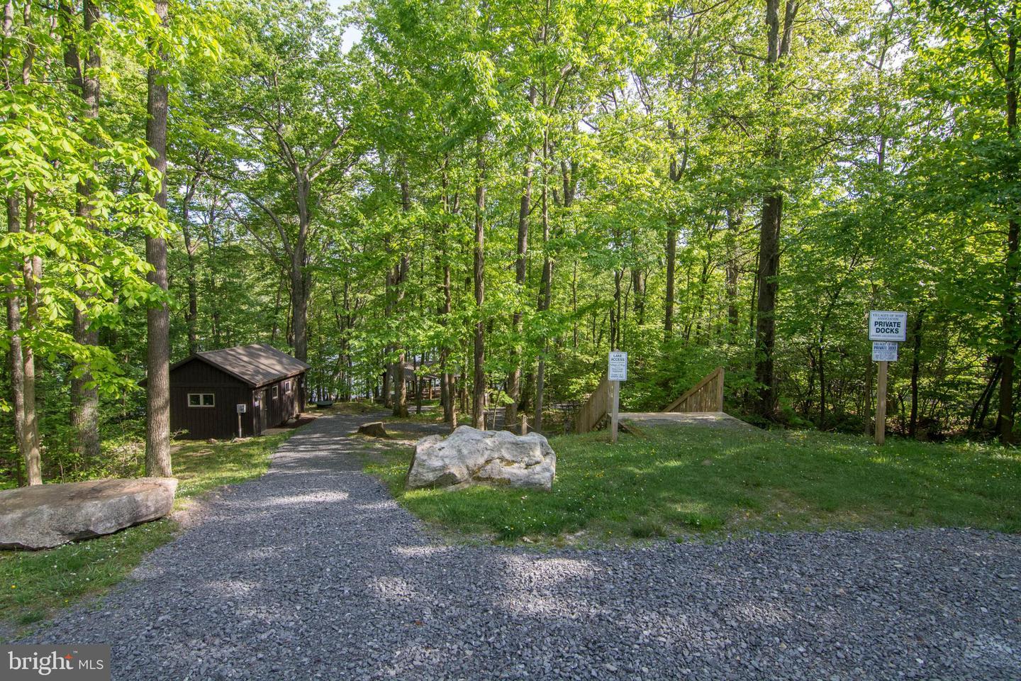 13 Parkside South Ct Property Photo 19