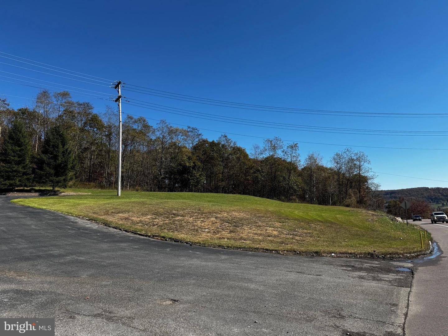 23250 Garrett Hwy Property Photo 3