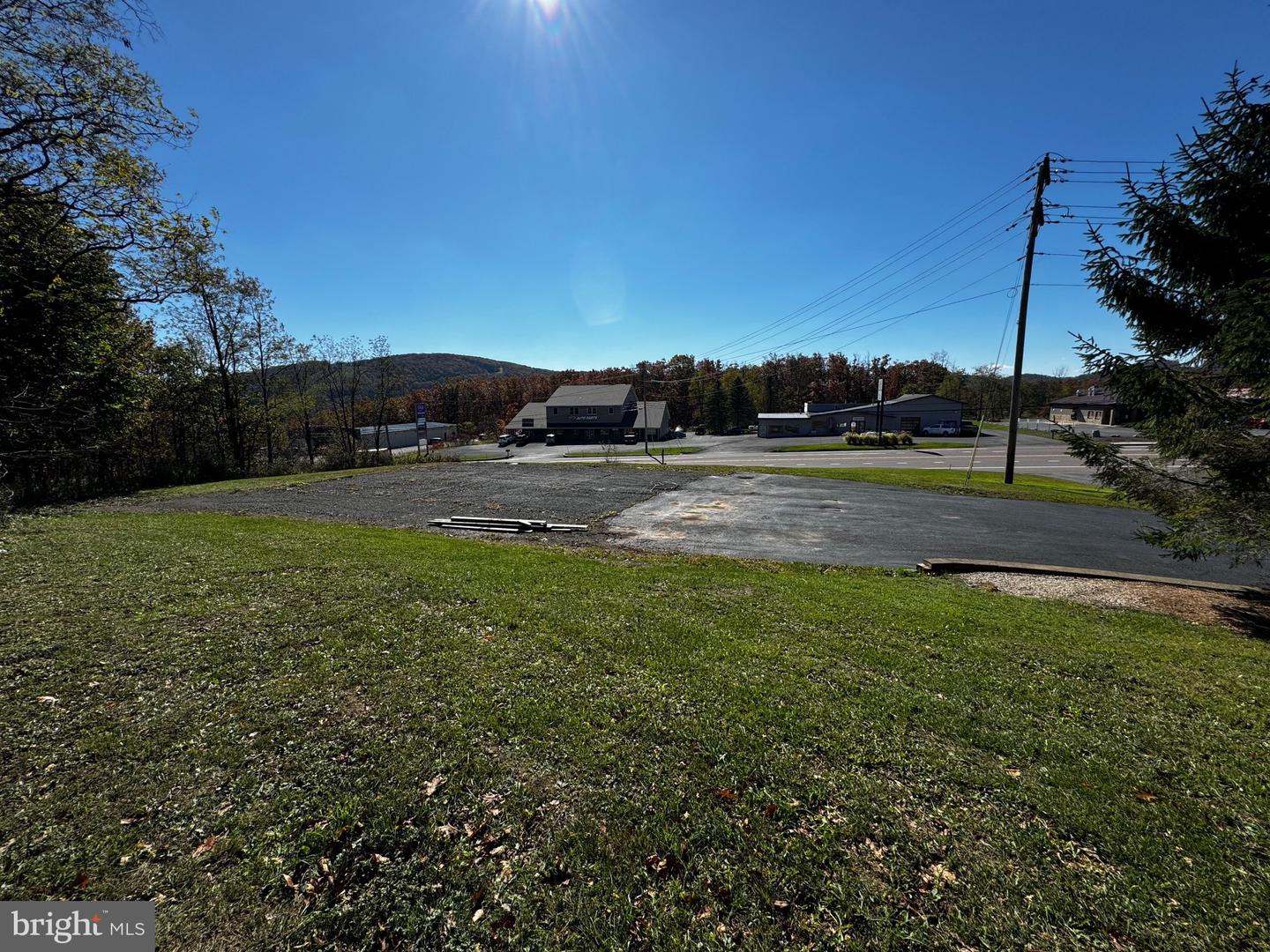 23250 Garrett Hwy Property Photo 6